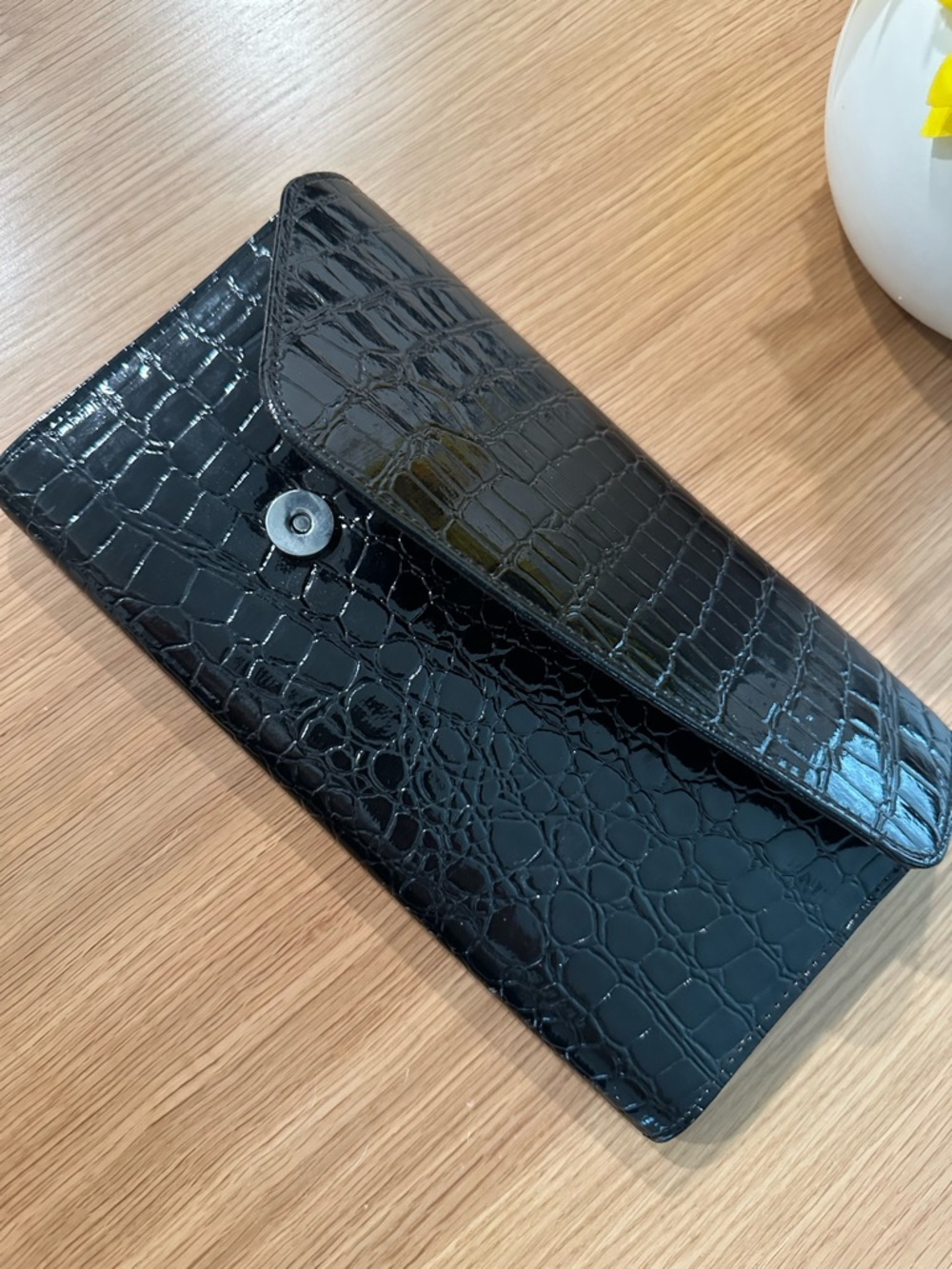 Black Croc-Embossed Patent Leather Envelope Wallet clutch